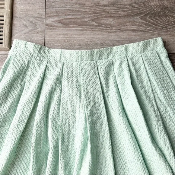 Torrid Green Teal Flared Eyelet Cotton Pleated Circle
Mini Skirt - Picture 12 of 12